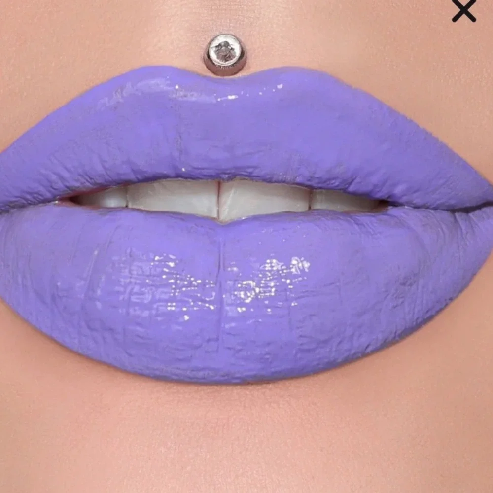 Jeffree Star Cosmetics Supreme Gloss Frosting For Dinner Purple Lip Gloss